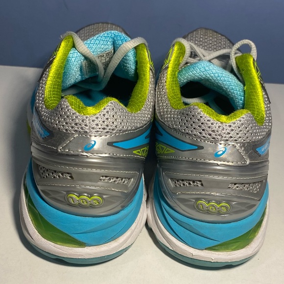 Woman’s ASICS GT-2000 4 Running Shoes - Picture 4 of 11